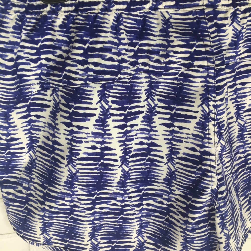 Vineyard Vines printed pull on performance short - Picture 4 of 8